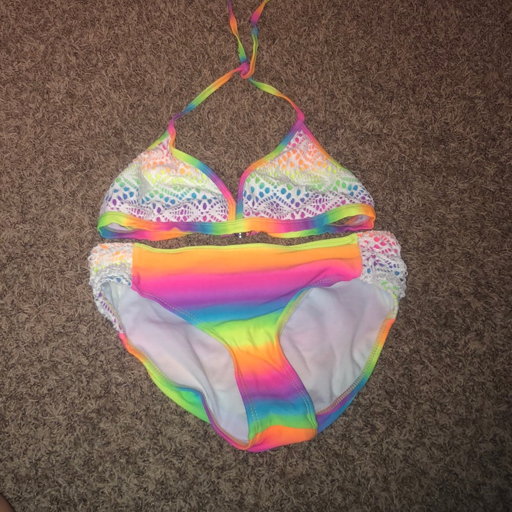 Bathing suit